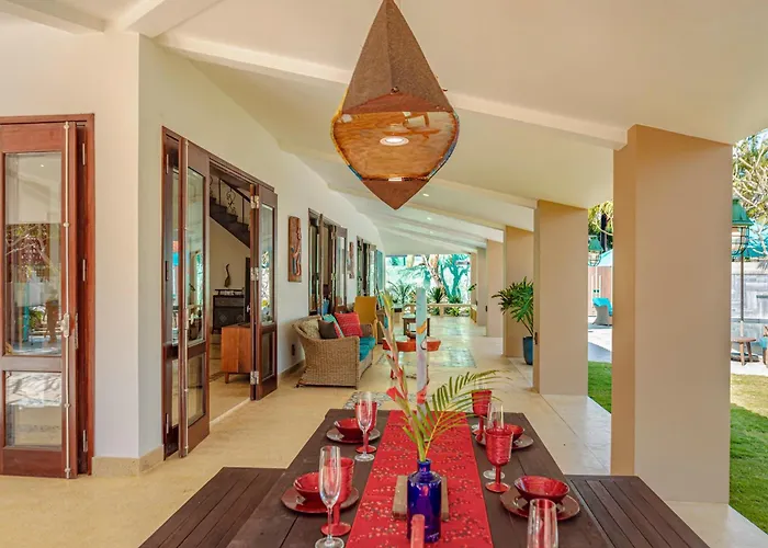 Holiday Villa 6Br Beachside By Hua Homes